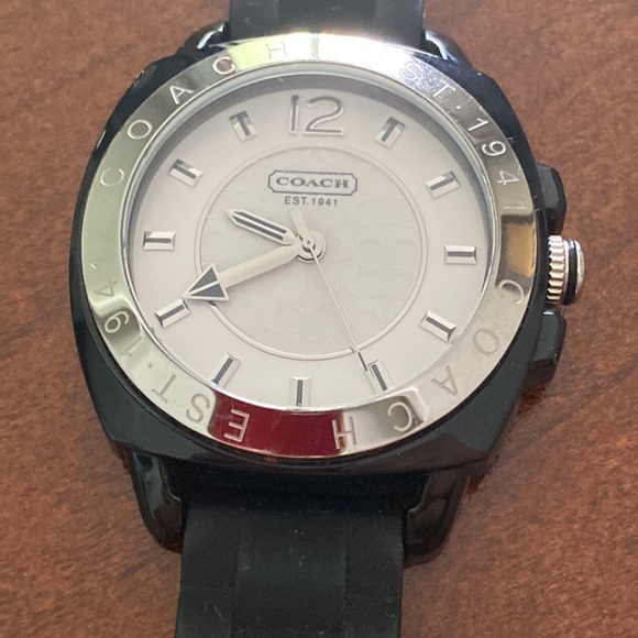 Coach Watch - Picture 2 of 6